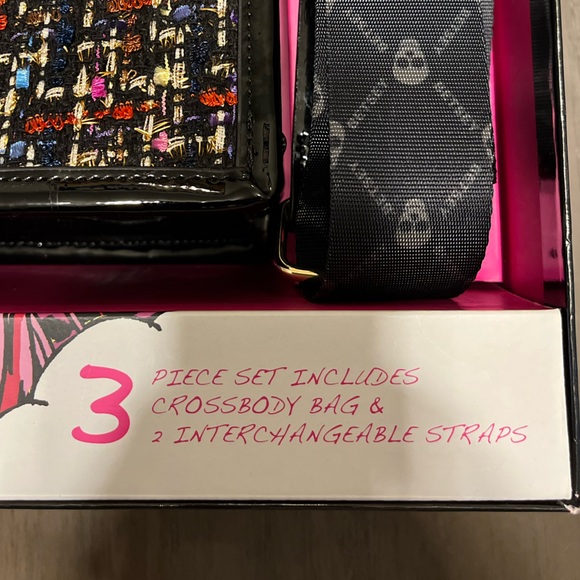 NIB Betsey Johnson Small Multicolor Crossbody Bag Set - Picture 4 of 7